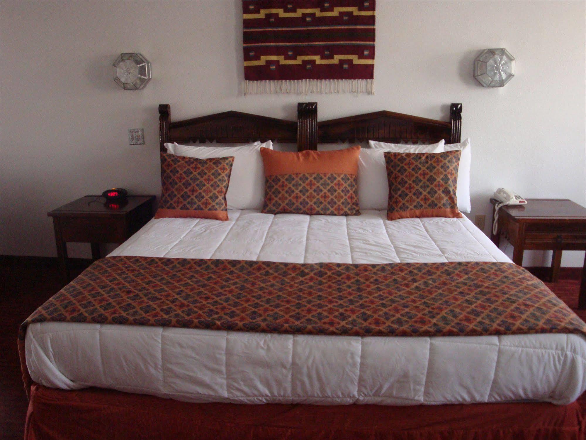 Sandia Peak Inn Old Town Abq, A Howard Johnson By Wyndham Albuquerque Luaran gambar