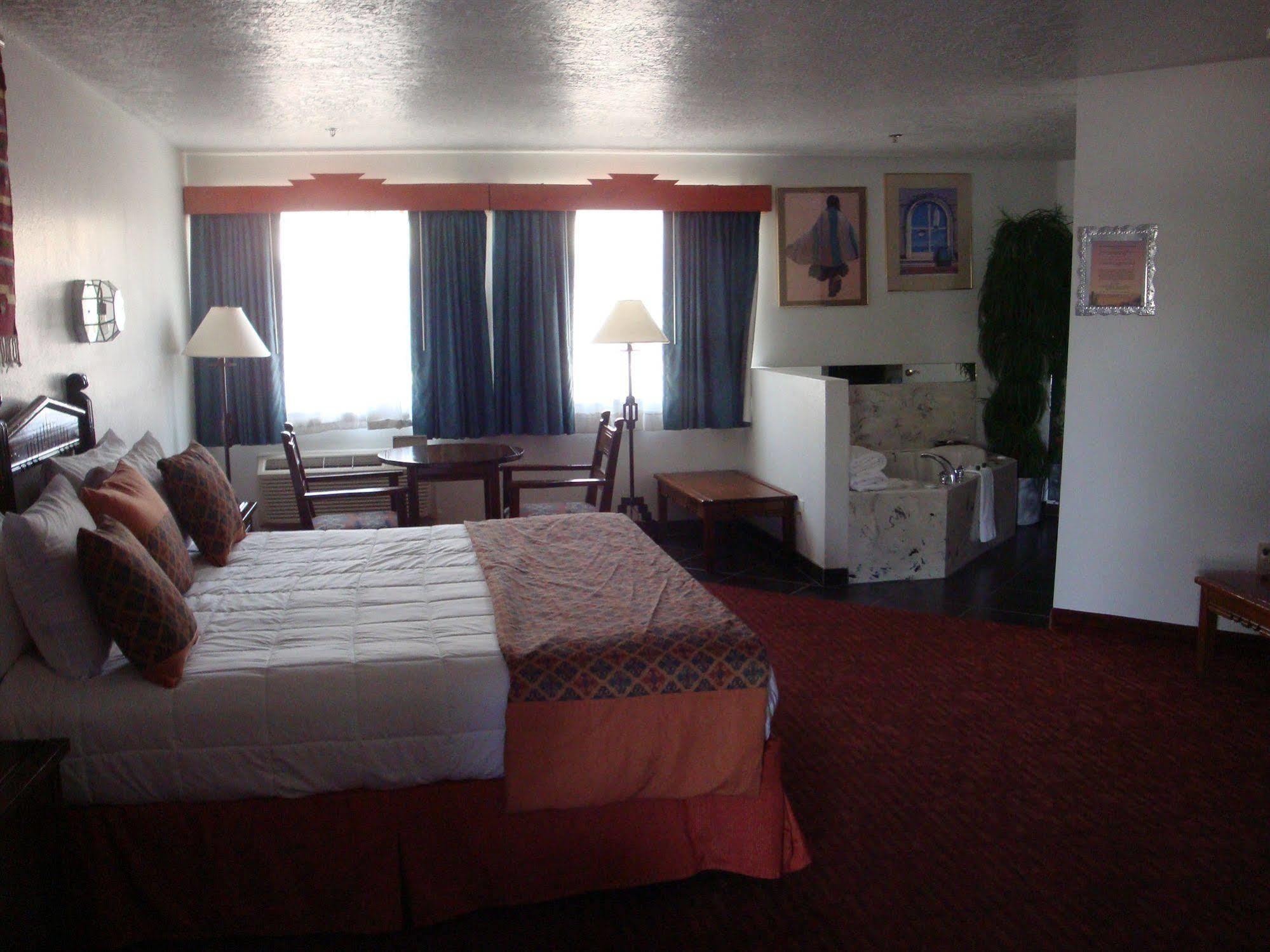 Sandia Peak Inn Old Town Abq, A Howard Johnson By Wyndham Albuquerque Luaran gambar