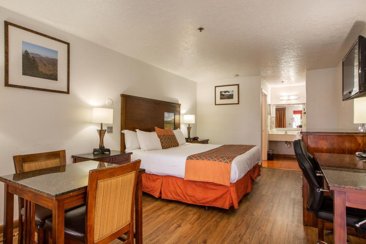 Sandia Peak Inn Old Town Abq, A Howard Johnson By Wyndham Albuquerque Luaran gambar