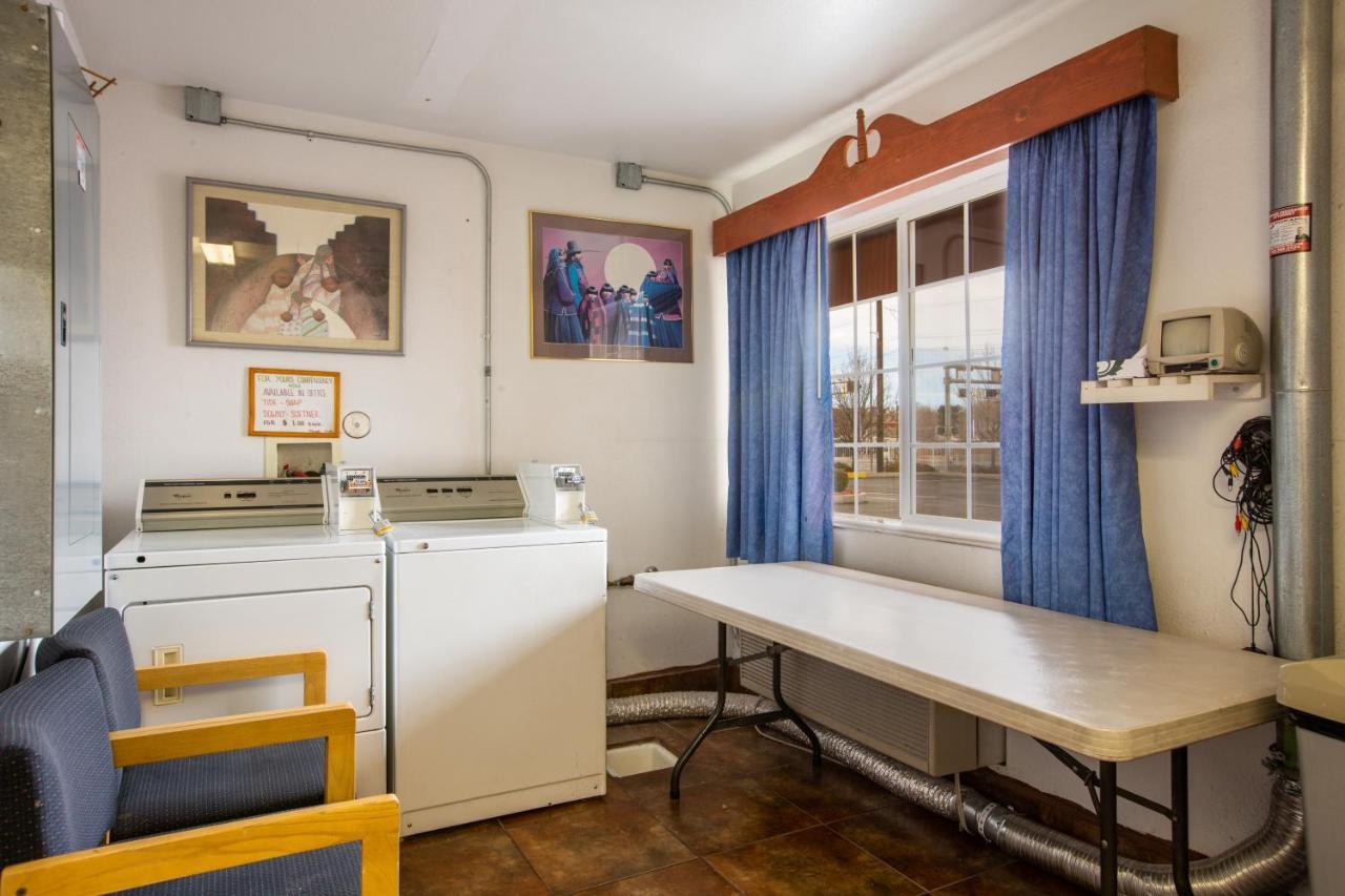 Sandia Peak Inn Old Town Abq, A Howard Johnson By Wyndham Albuquerque Luaran gambar